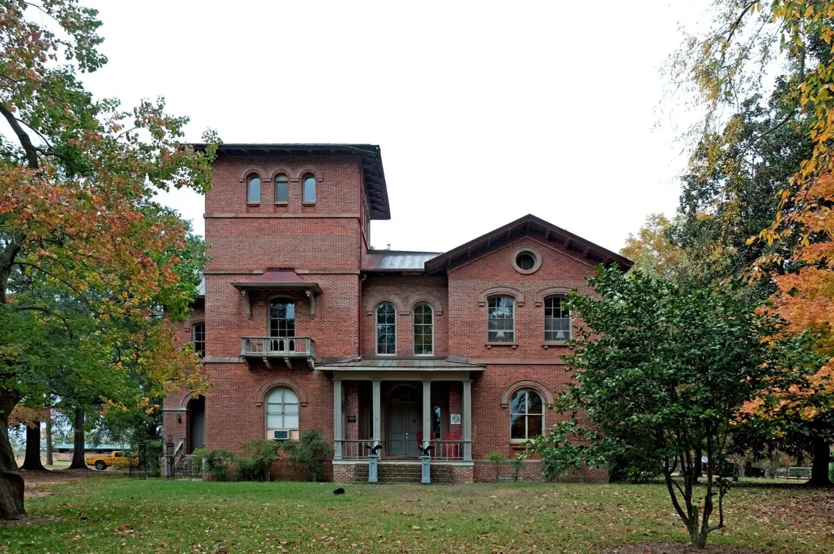 Kenworthy Hall, Alabama, United States