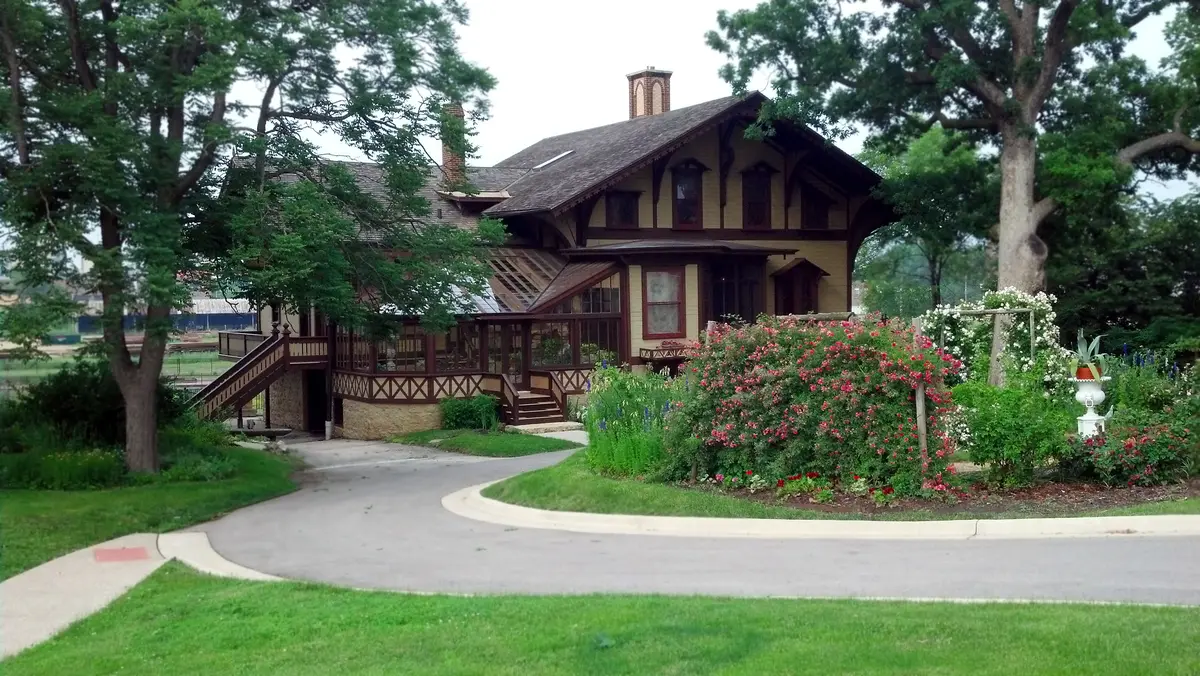 Tinker Swiss Cottage, Illinois, United States